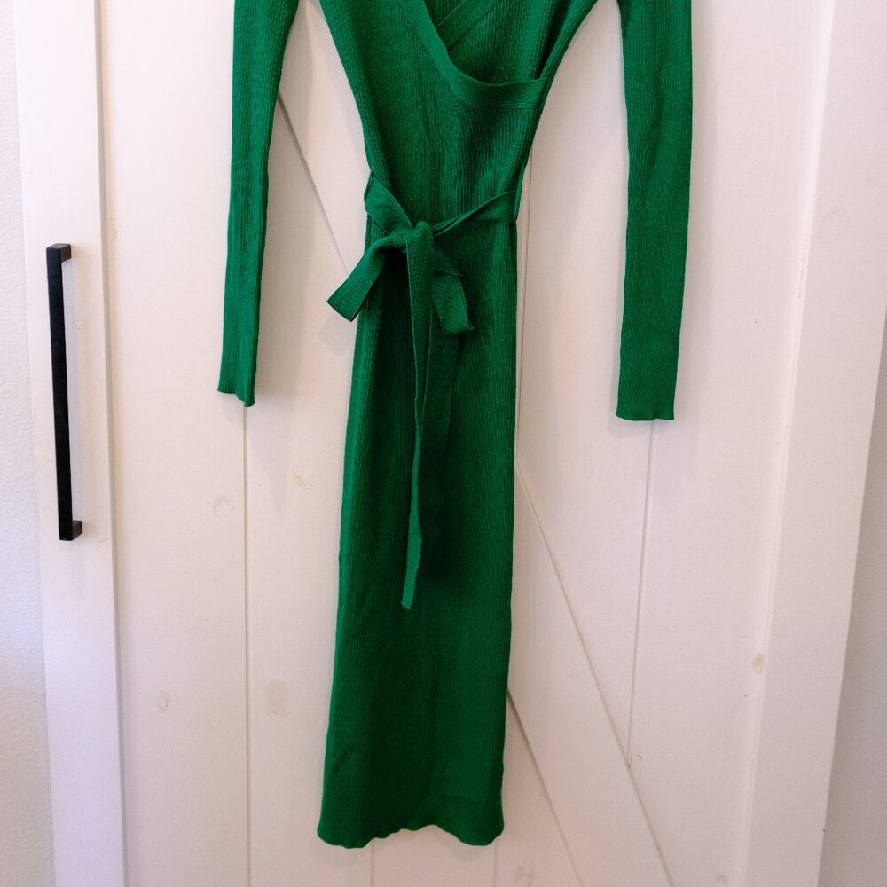 Vici Collection Kelly green fitted sweater wrap dress - Size S - Picture 5 of 6